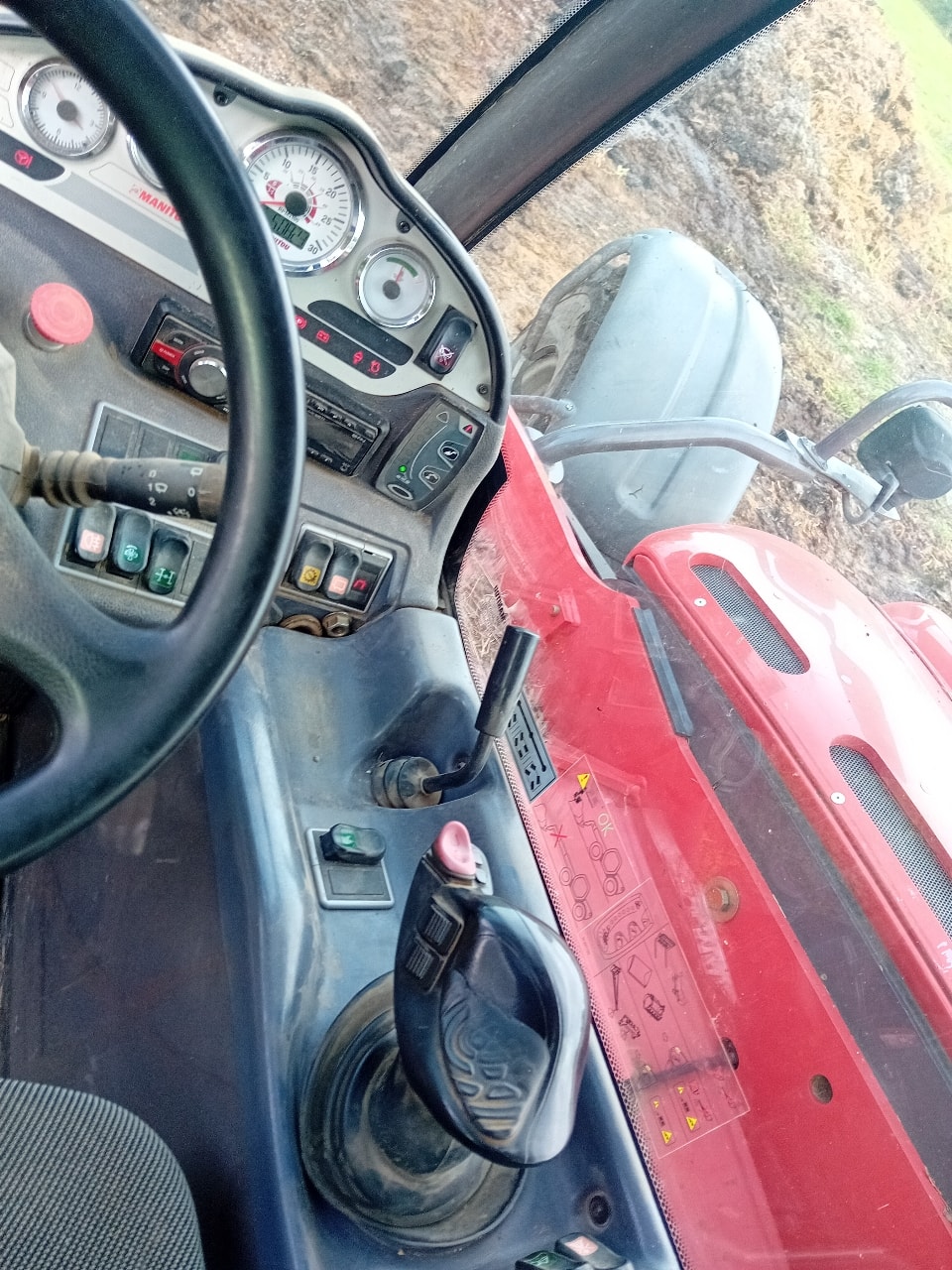 Telescopique MANITOU Mlt 735 - photo slide 8