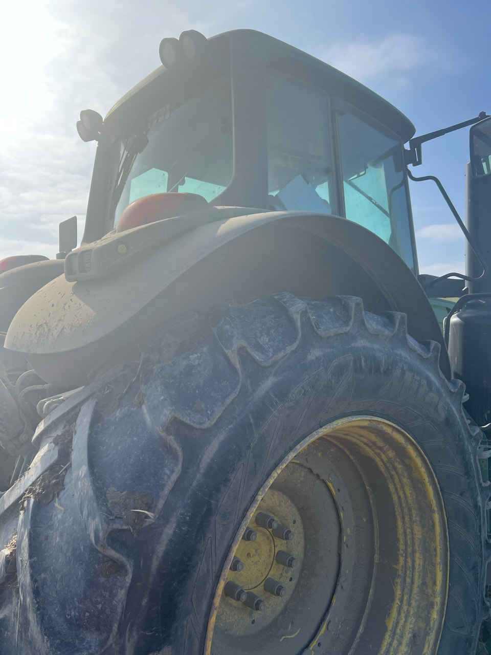 Tracteur chargeur JOHN DEERE 6195M - photo slide 4