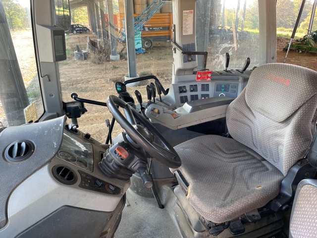Tracteur CLAAS ARION 630 - photo slide 12
