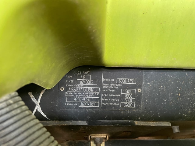 Tracteur CLAAS ARION 630 - photo slide 5