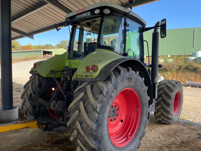 Tracteur CLAAS ARION 630 - photo slide 9