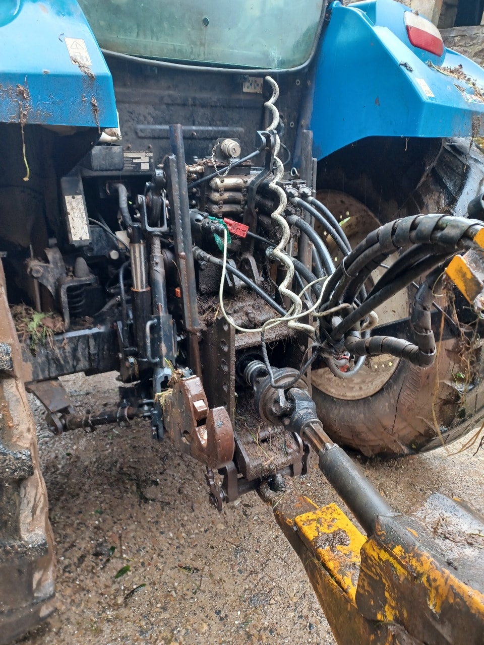 Tracteur chargeur NEW HOLLAND T5.95 Electro Command - photo slide 6