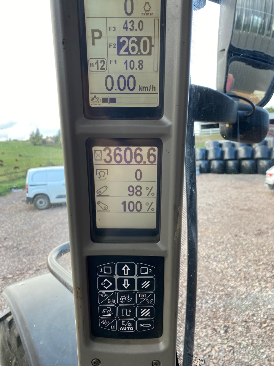 Tracteur CASE IH PUMA CVX 130 - photo slide 9