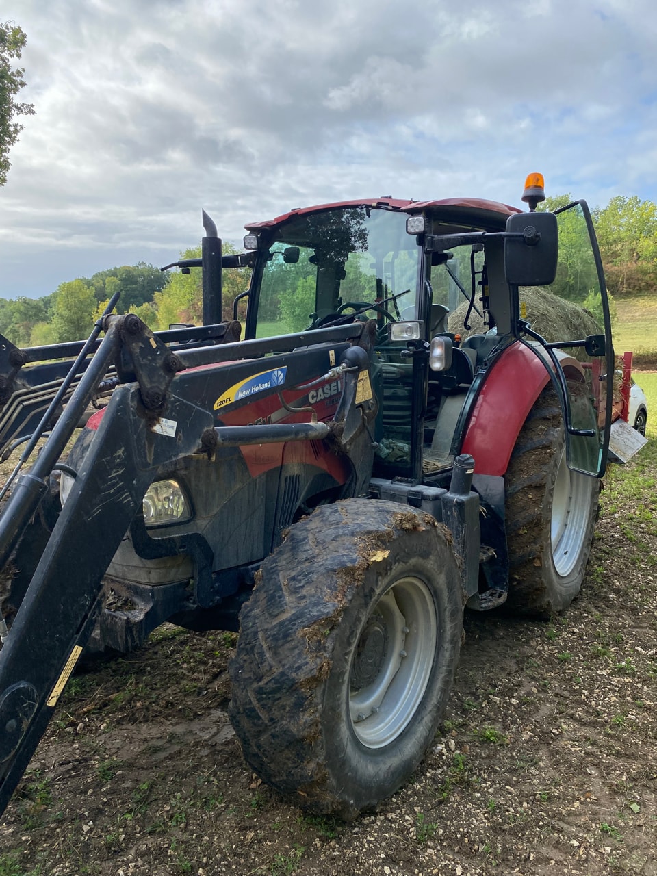 Tracteur CASE IH FARMALL 105 U PRO - photo slide 2