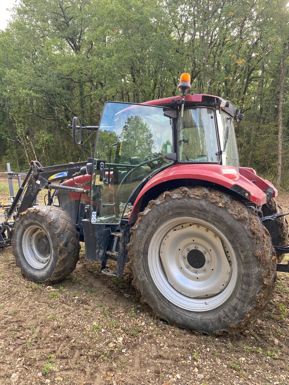 Tracteur CASE IH FARMALL 105 U PRO - photo slide 4