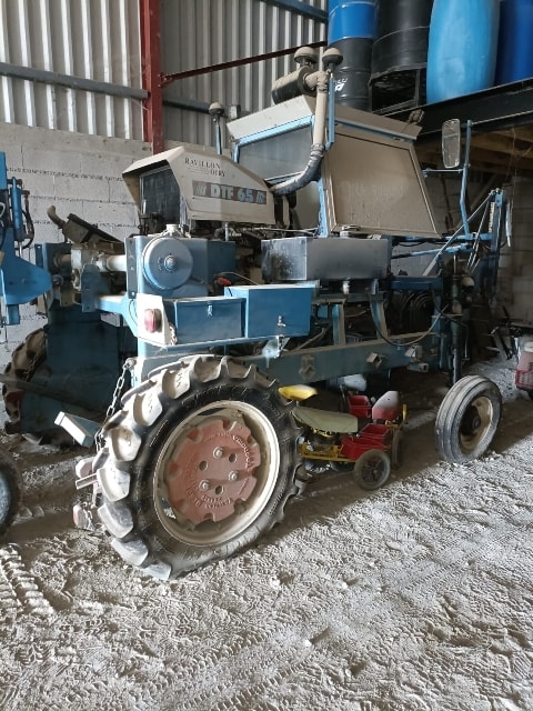 Tracteur enjambeur DEROT Dtf65 - photo slide 3