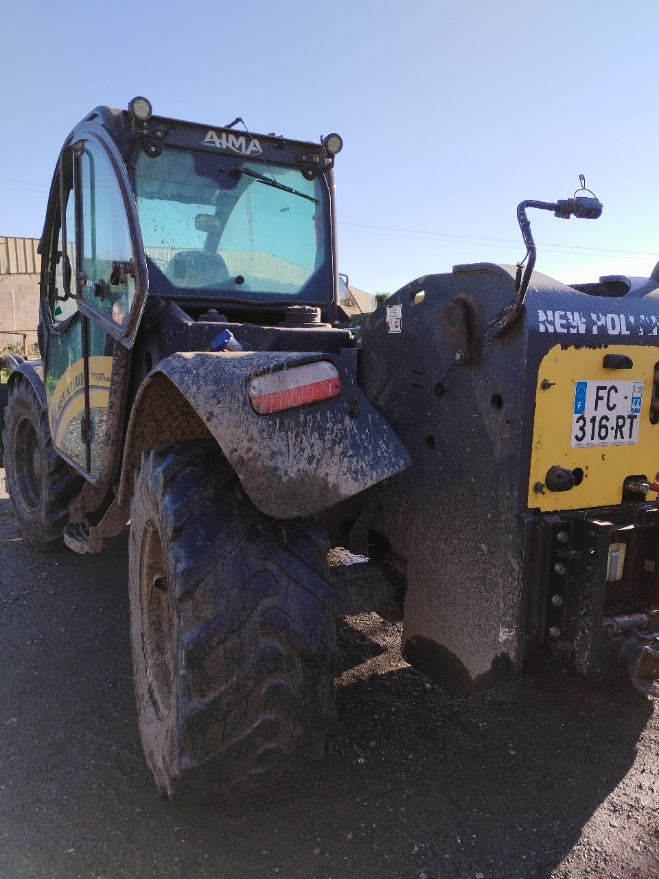 Telescopique NEW HOLLAND TH7.37 - photo slide 5