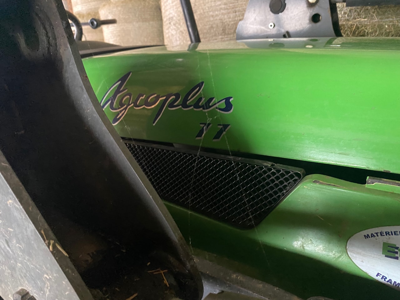 Tracteur DEUTZ FAHR AGROPLUS 77 - photo slide 2