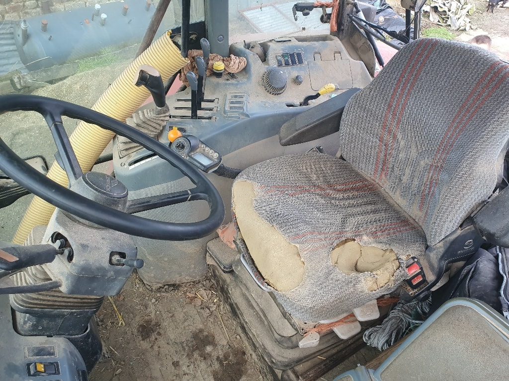 Tracteur MC CORMICK MTX 120 - photo slide 8