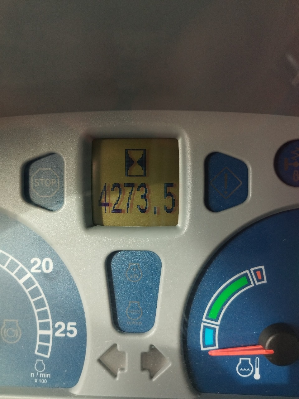 Tracteur NEW HOLLAND T7.245 PC - photo slide 10