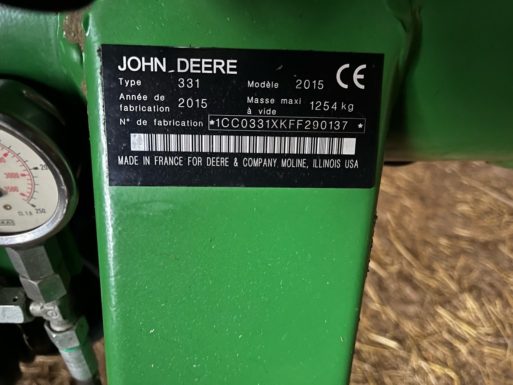Faucheuse JOHN DEERE 331 - photo slide 4