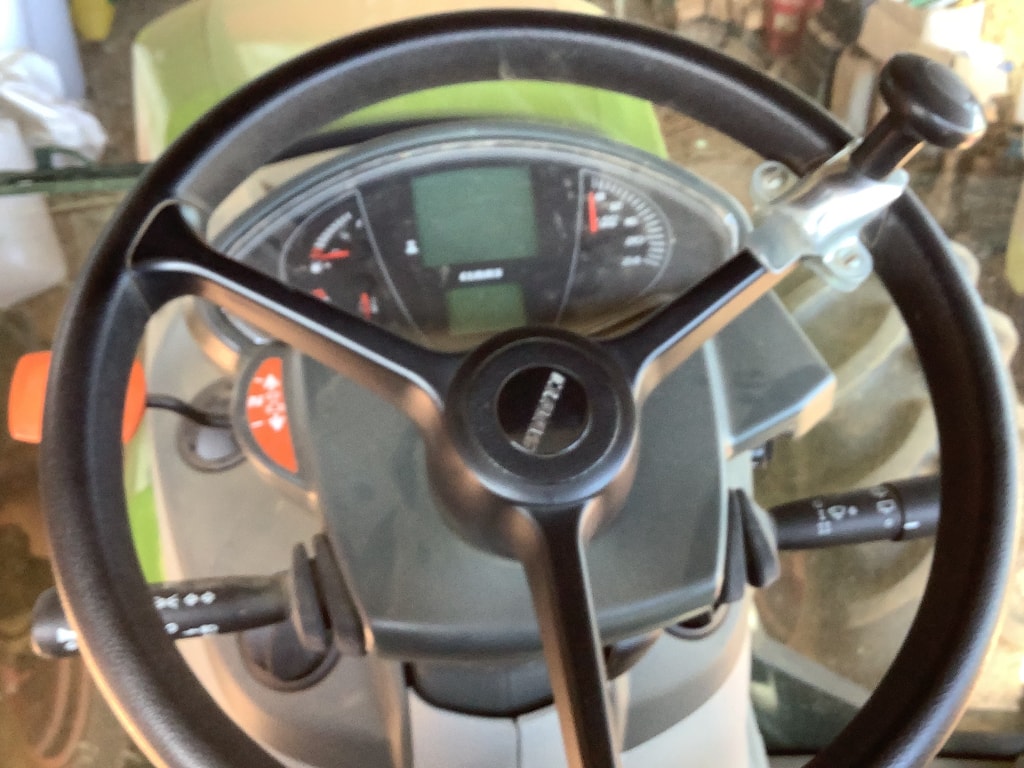 Tracteur CLAAS ARION 410 TOIT BAS - photo slide 16