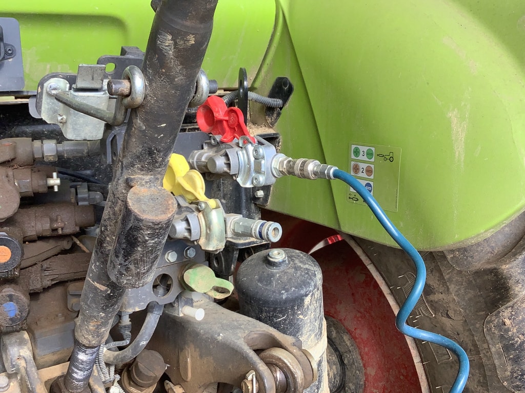 Tracteur CLAAS ARION 410 TOIT BAS - photo slide 12