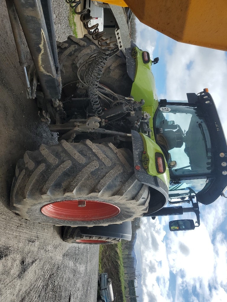 Tracteur CLAAS AXION 830 CMATIC - photo slide 4