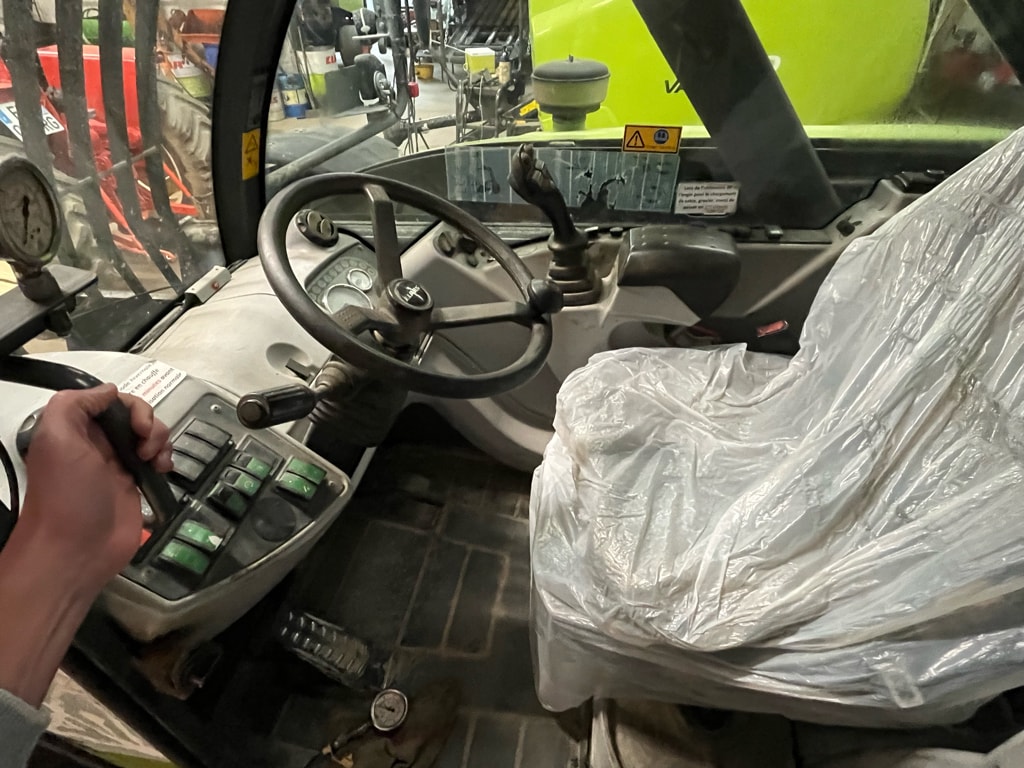 Telescopique CLAAS SCORPION 7045 Varipower + - photo slide 11