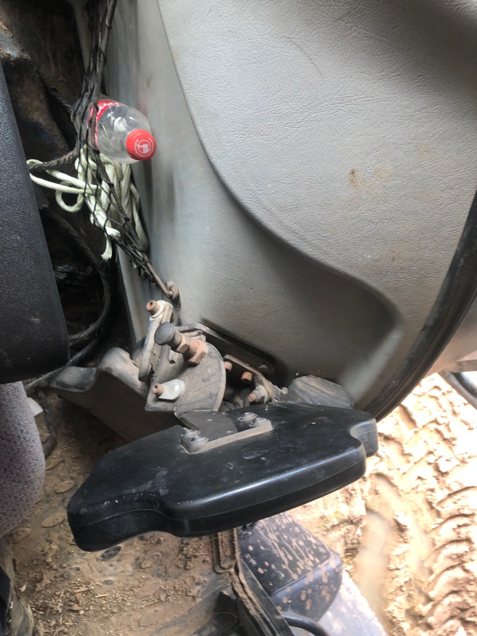 Tracteur VALTRA N103 - photo slide 11