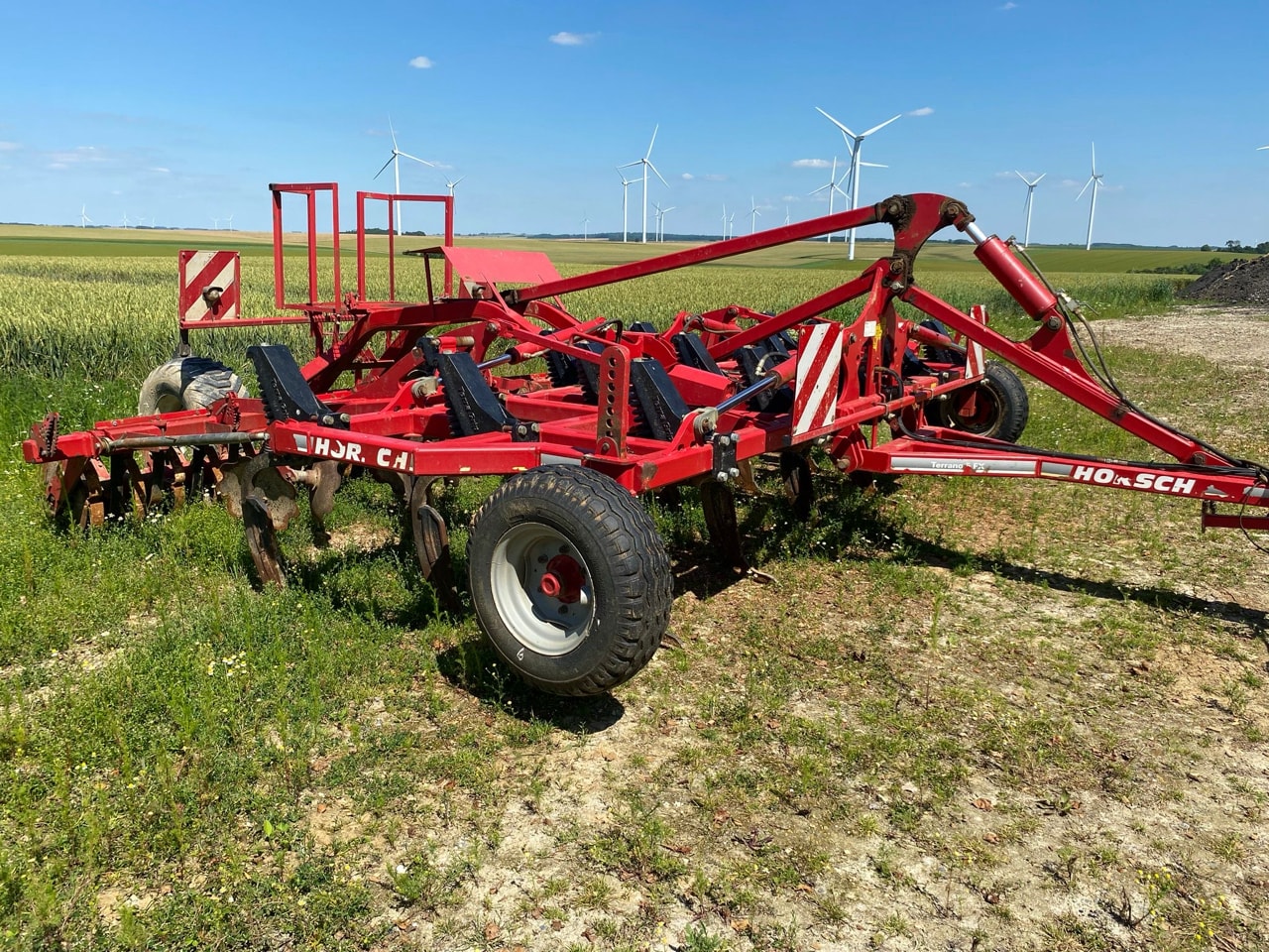 Dechaumeur HORSCH Terrano 5FX - photo slide 1