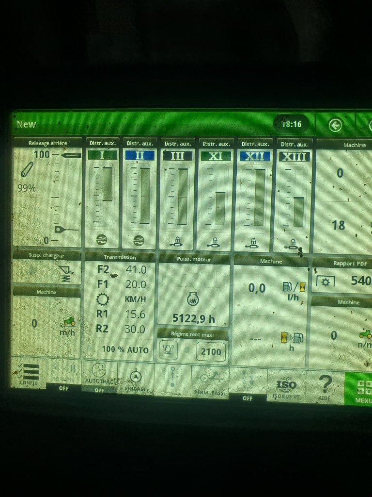 Tracteur chargeur JOHN DEERE 6130R - photo slide 14
