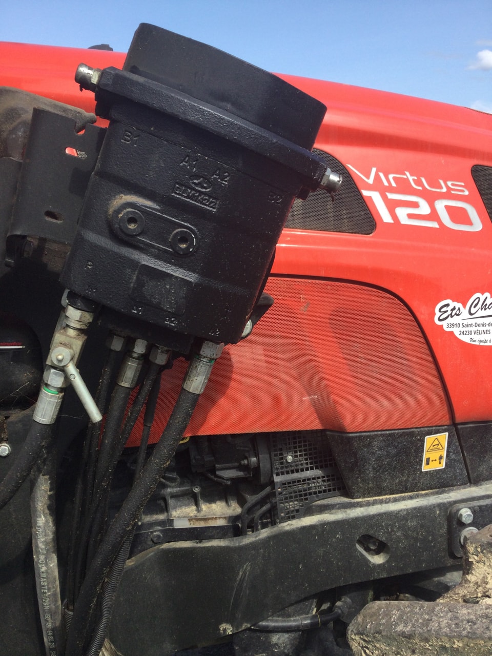 Tracteur chargeur SAME VIRTUS - photo slide 9