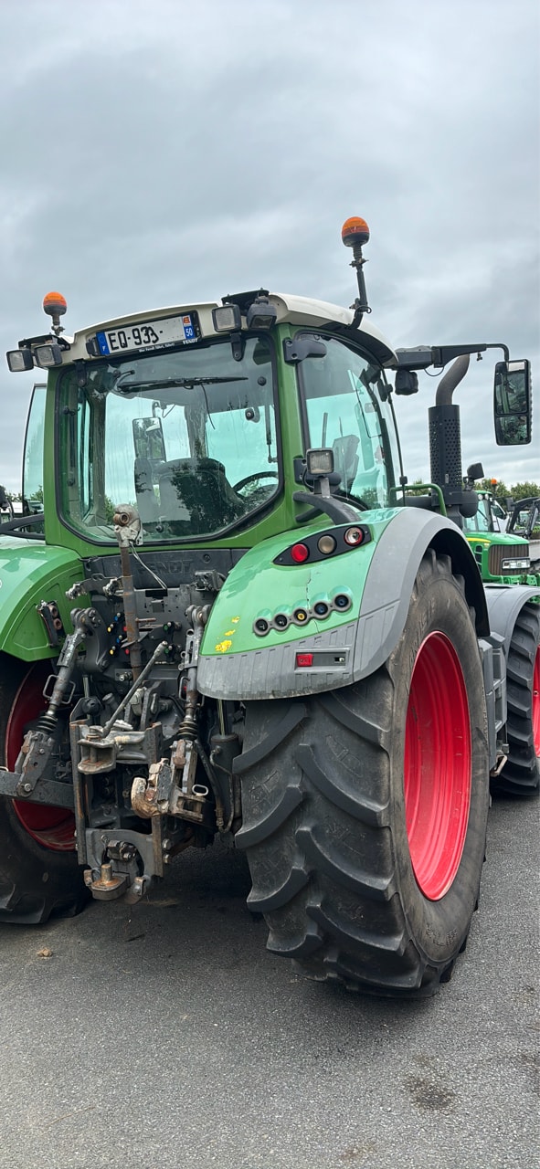 Tracteur FENDT 716 VARIO PROFI + - photo slide 4