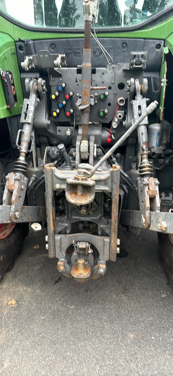Tracteur FENDT 716 VARIO PROFI + - photo slide 8