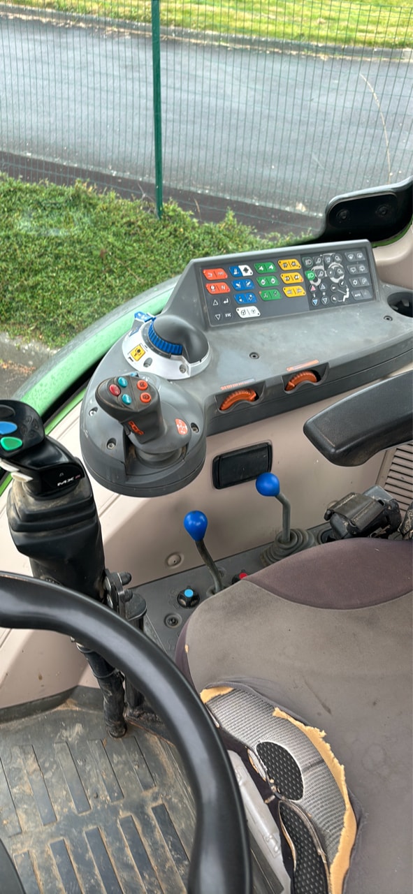 Tracteur FENDT 311 VARIO 4.4L - photo slide 12