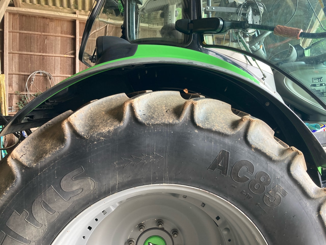 Tracteur DEUTZ FAHR 5120 TTV - photo slide 6