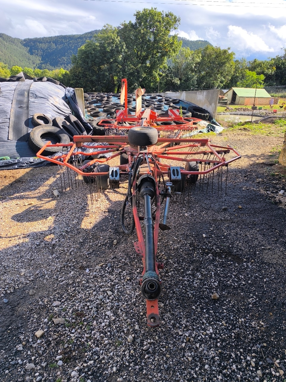 Andaineur KUHN GA 7932 + - photo slide 1