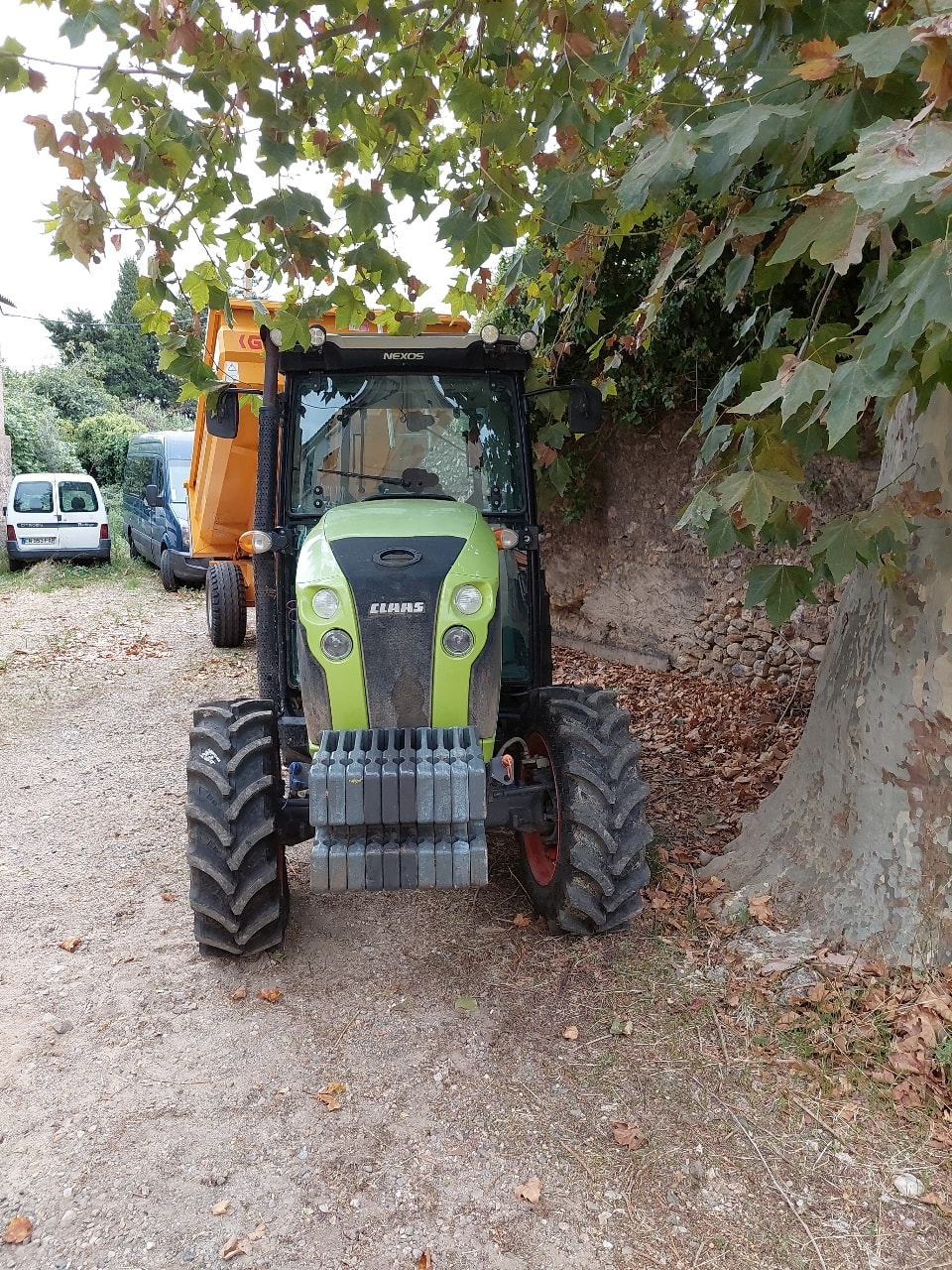 Tracteur CLAAS 240 F - photo slide 6