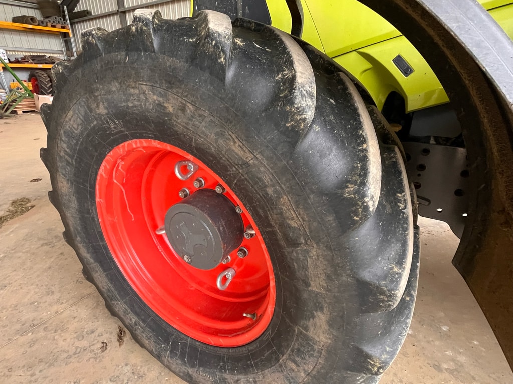 Tracteur CLAAS ARION 650 CEBIS HEXA - photo slide 15