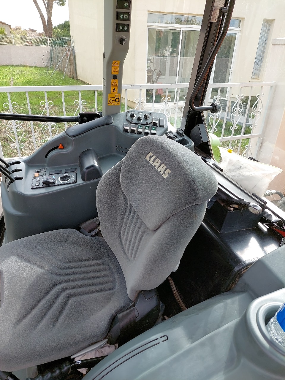 Tracteur CLAAS 240f - photo slide 8