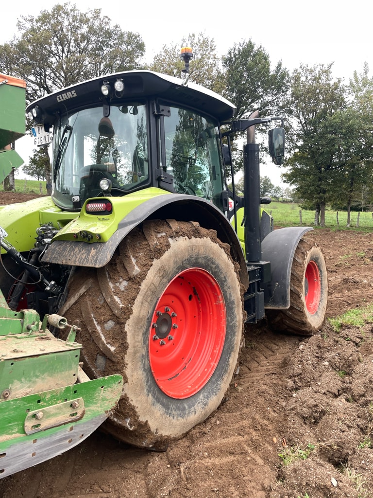 Tracteur CLAAS ARION 640 CMATIC - photo slide 4