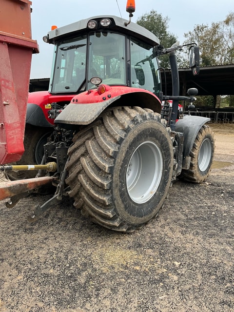 Tracteur MASSEY FERGUSON 6715S - Dyna 6 - Efficient - photo slide 3