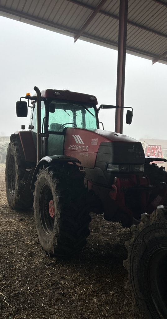Tracteur MC CORMICK MTX 165 - photo slide 2