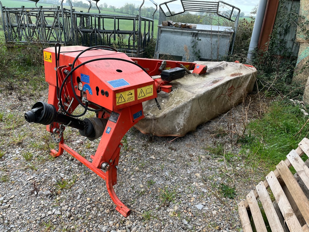 Faucheuse KUHN GMD 3110 FF - photo slide 2