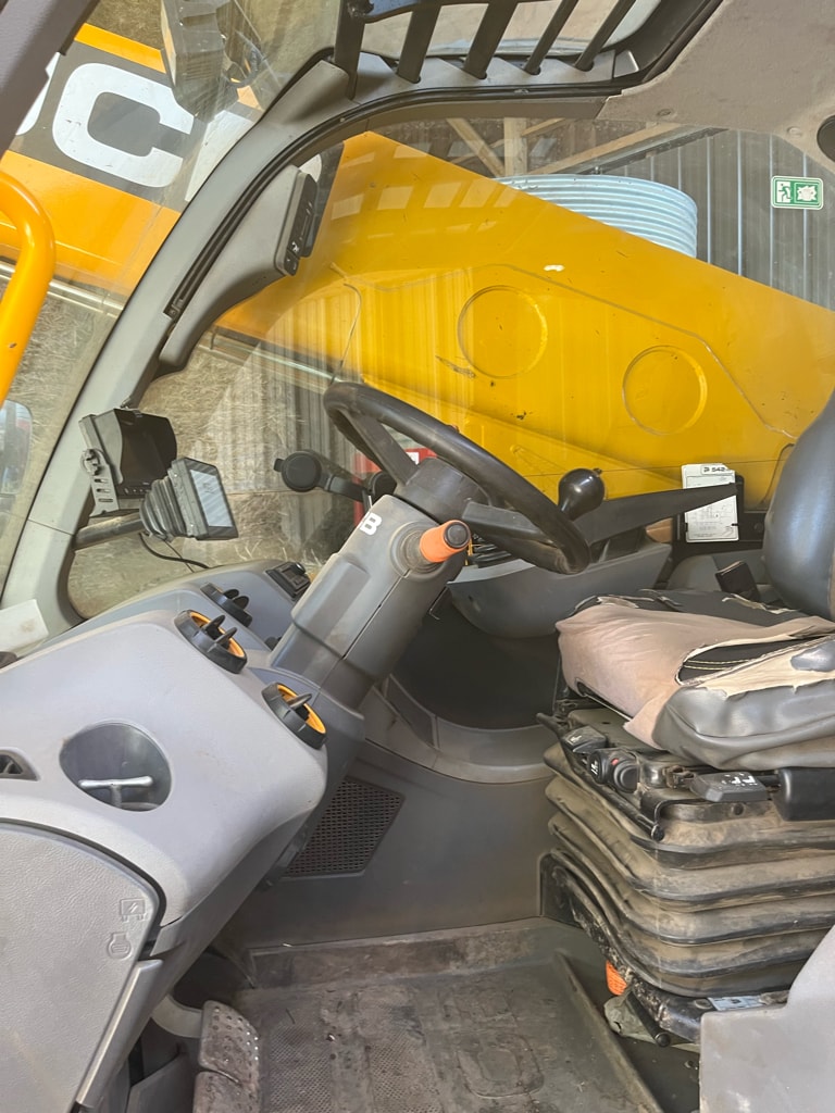 Telescopique JCB 542-70 agri super ps6 - photo slide 2