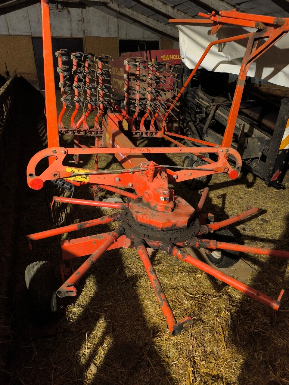 Andaineur KUHN GA 4121 - photo slide 1