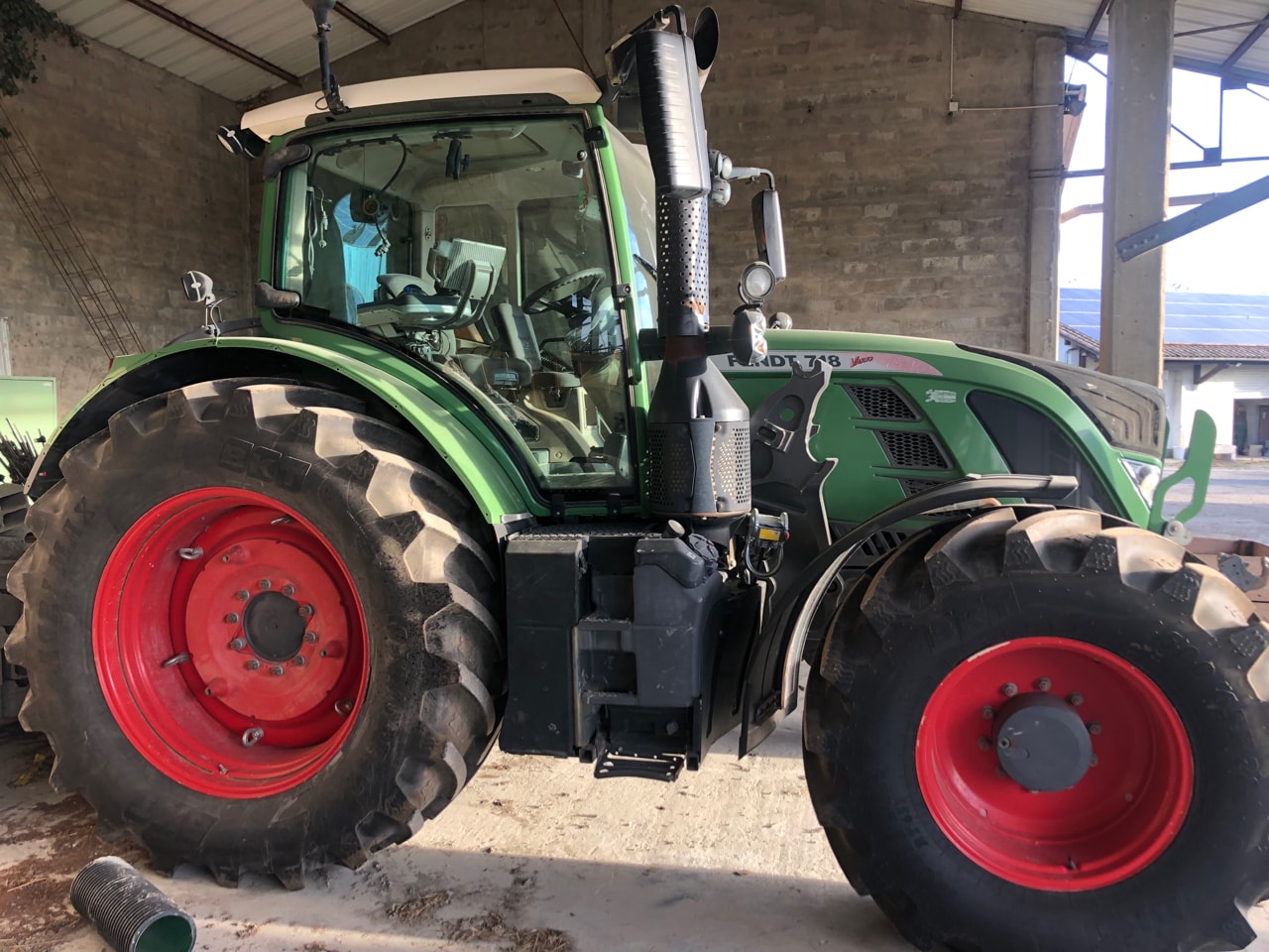 Tracteur FENDT 718 VARIO PROFI + - photo slide 3