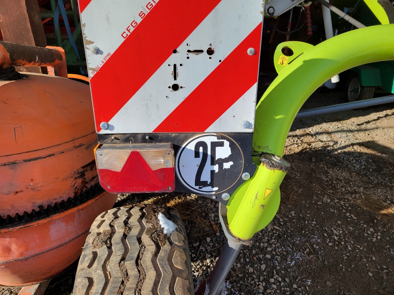 Andaineur CLAAS LINER 1650 TWIN - photo slide 4