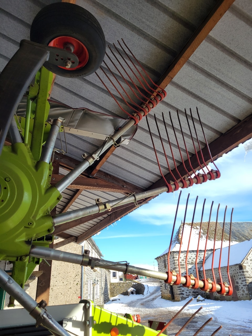 Andaineur CLAAS LINER 1650 TWIN - photo slide 8