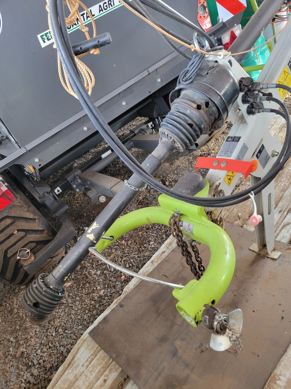 Andaineur CLAAS LINER 1650 TWIN - photo slide 14