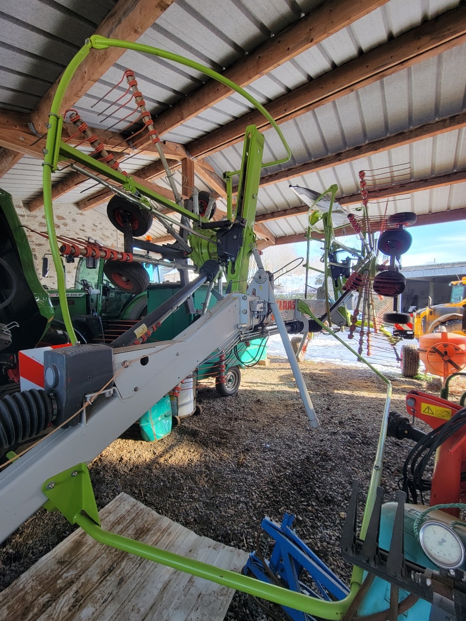 Andaineur CLAAS LINER 1650 TWIN - photo slide 19