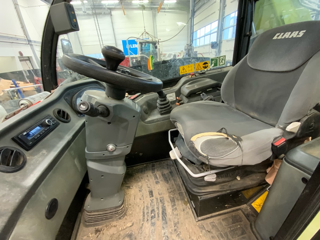 Telescopique CLAAS SCORPION 741 VARIPOWER - photo slide 9