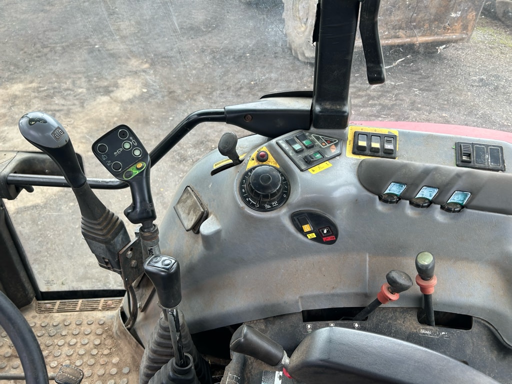 Tracteur chargeur CASE IH CS 94 - photo slide 13