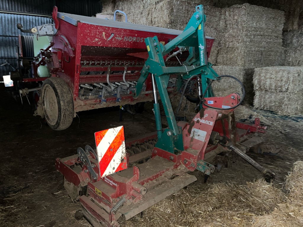 Combine de Semis KVERNELAND NG-H 101 - photo slide 2