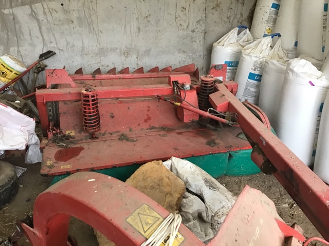 Faucheuse conditionneuse KVERNELAND Tarrup 4032 et bx  - photo slide 2