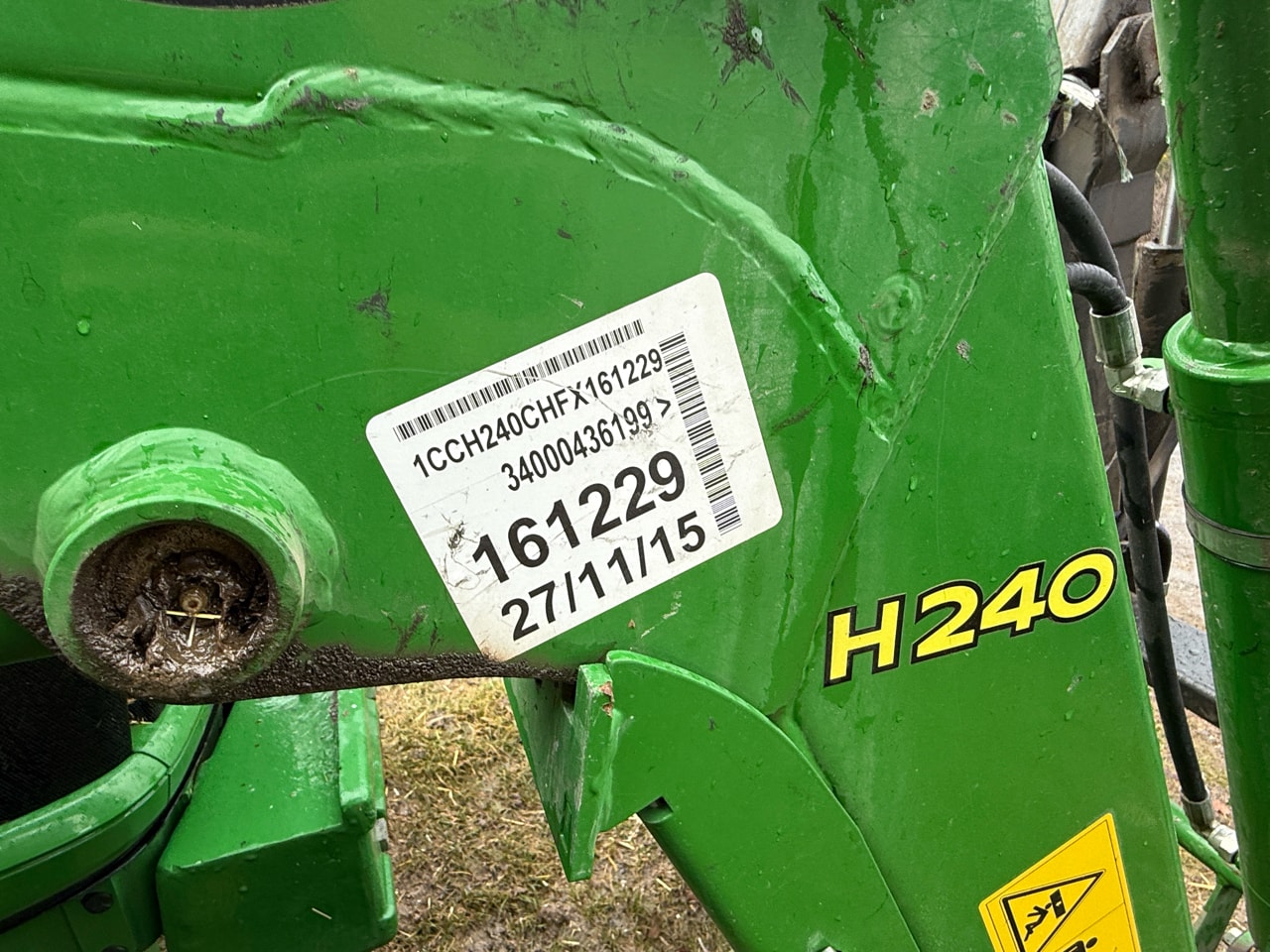 Tracteur chargeur JOHN DEERE 5075E - photo slide 8