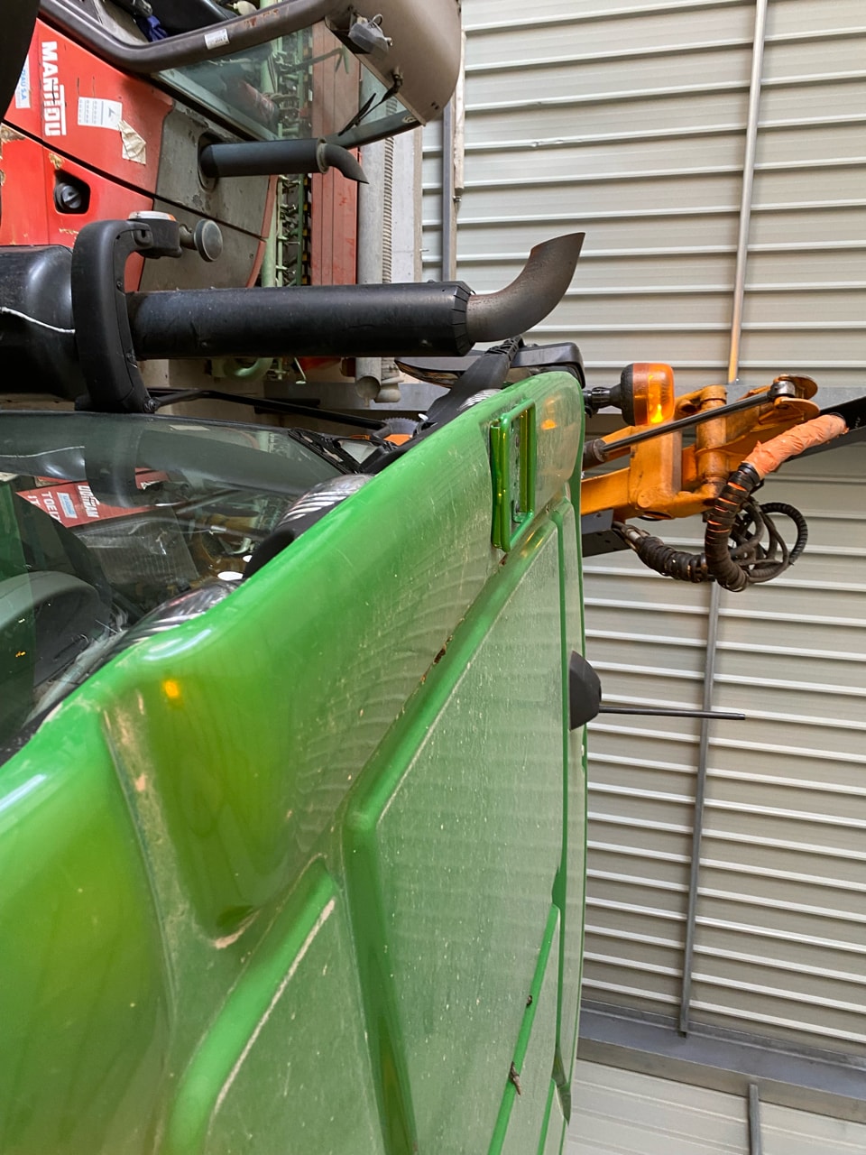 Tracteur JOHN DEERE 6155R - photo slide 8