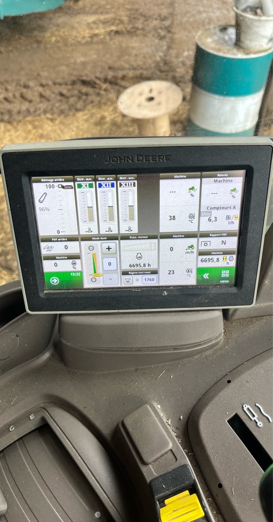 Tracteur chargeur JOHN DEERE 6130R - photo slide 14