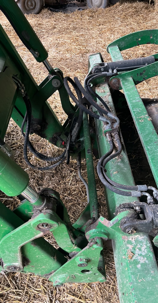 Tracteur chargeur JOHN DEERE 6130R - photo slide 12